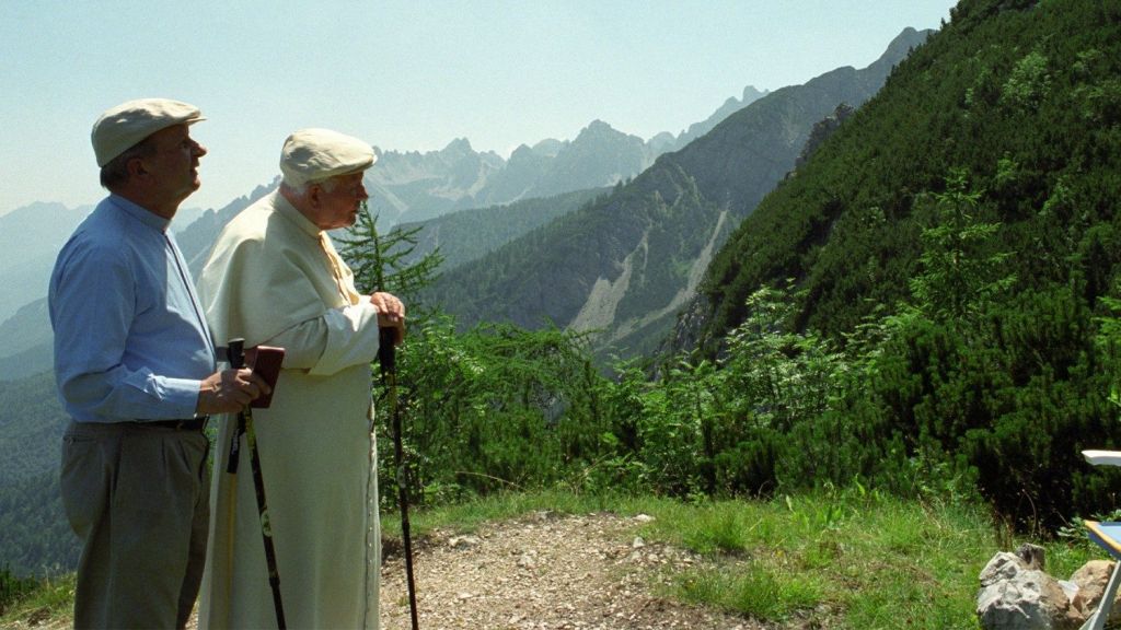 Giovanni Paolo II e il Segretario